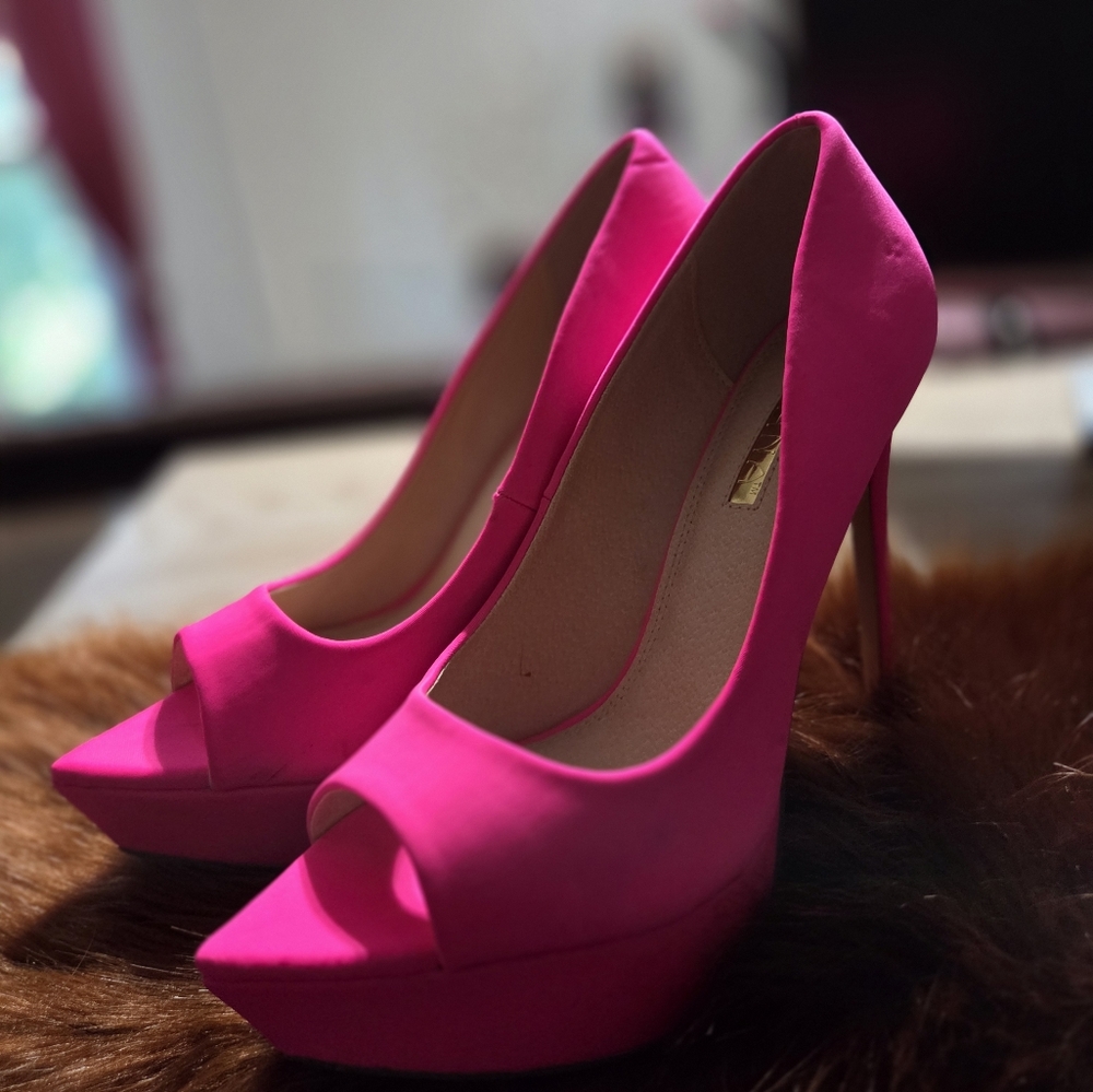 Elegant Pink Peep-Toe Heels